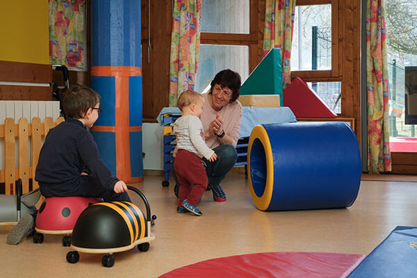 Aide familiale à la petite enfance - CCAS.fr