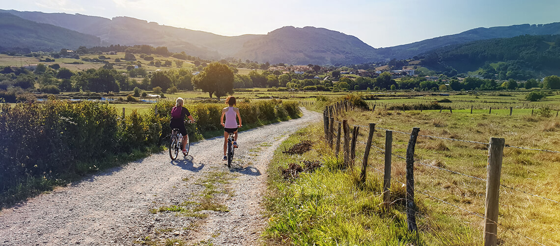 Ailleurs... en France : les villages vacances à explorer - CCAS.fr