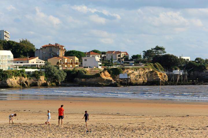 Ailleurs... en France : les villages vacances à explorer - CCAS.fr