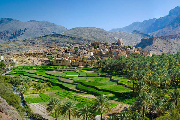 Oman - Des canyons d'Arabie à la mer d'Oman - CCAS.fr